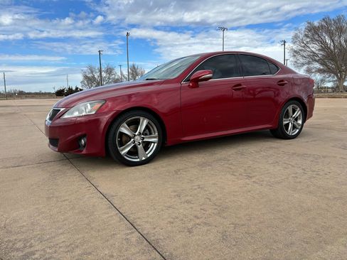 Used 2012 Lexus IS 250 w/ Premium Pkg Value Edition image 2