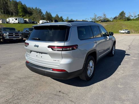 Used 2023 Jeep Grand Cherokee L Laredo w/ Trailer Tow Group (B) AWD/4WD image 2