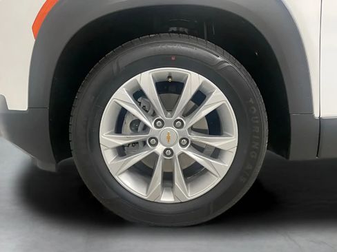 Used 2021 Chevrolet TrailBlazer LS FWD image 26