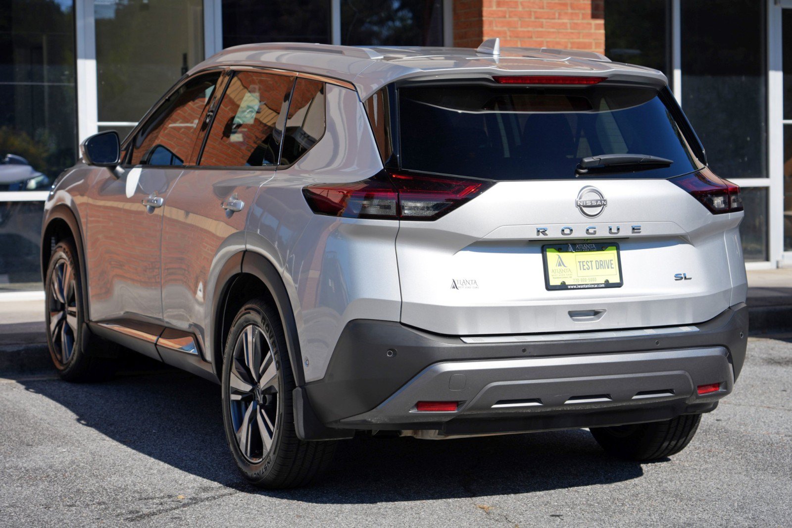 Used 2023 Nissan Rogue SL w/ SL Premium Package FWD image 46
