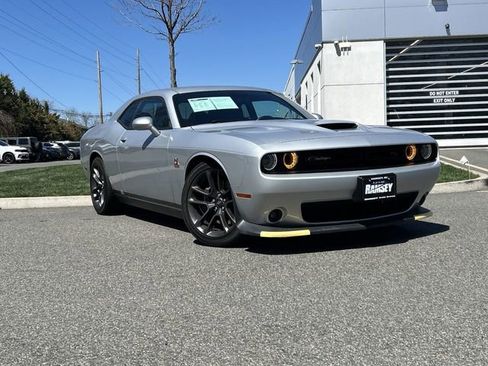 Certified 2023 Dodge Challenger R/T Scat Pack RWD image 1