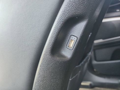 Used 2021 Kia Telluride LX image 27