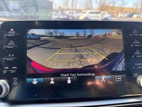 Used 2019 Honda Accord Touring image 25