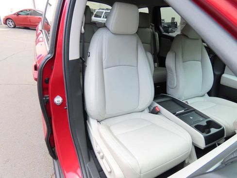 New 2026 Honda Odyssey EX-L image 17