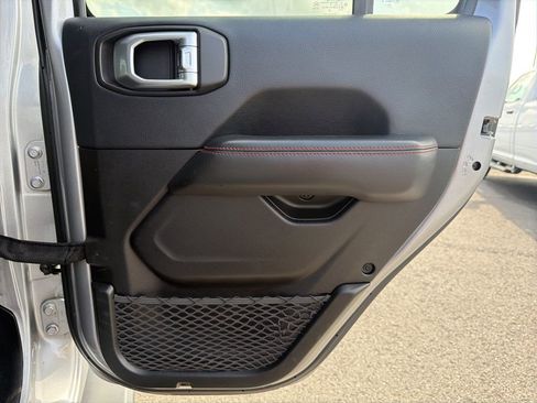Used 2019 Jeep Wrangler Unlimited Rubicon image 17