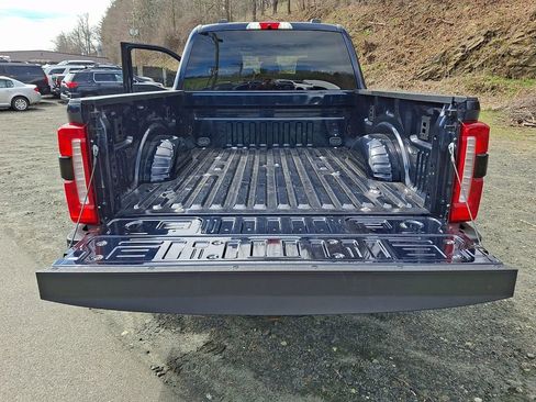 Used 2024 Ford F250 XLT w/ XLT Premium Package image 29