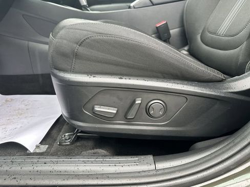 Used 2025 Hyundai Tucson SEL image 16