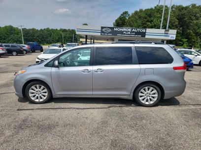 Used 2011 Toyota Sienna Limited w/ Premium Pkg