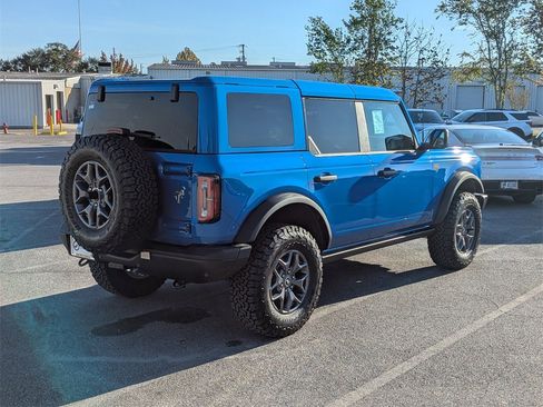 New 2025 Ford Bronco Badlands image 5