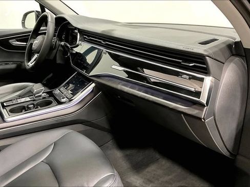 Used 2023 Audi Q7 3.0T Premium AWD/4WD image 11