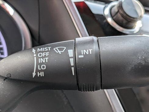 Used 2019 Toyota Camry LE FWD image 9