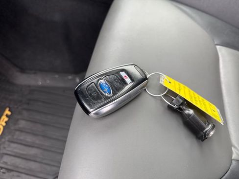 Used 2021 Subaru Crosstrek 2.5i Sport w/ Moonroof Package image 31