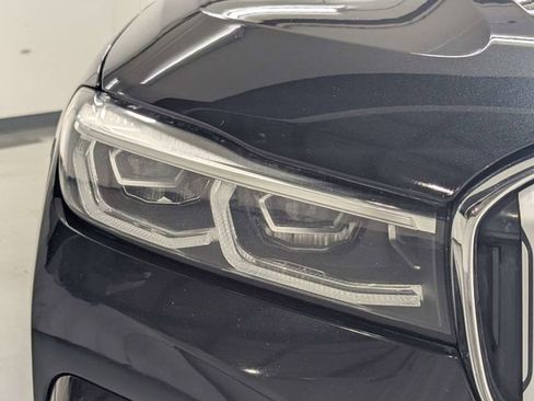 Used 2020 BMW 740i xDrive w/ M Sport Package image 27