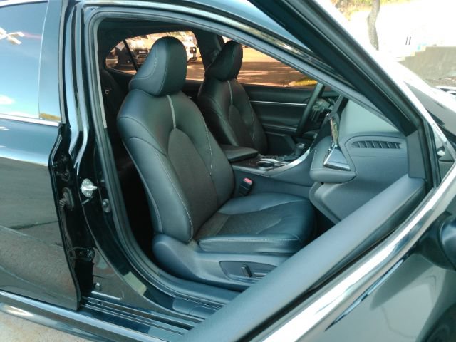 Used 2023 Toyota Camry XSE FWD image 21