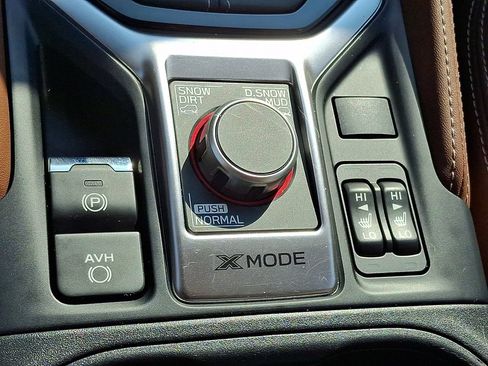 Used 2019 Subaru Forester Touring AWD/4WD image 23