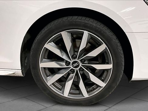 Used 2021 Audi A4 2.0T Premium w/ Convenience Package image 10
