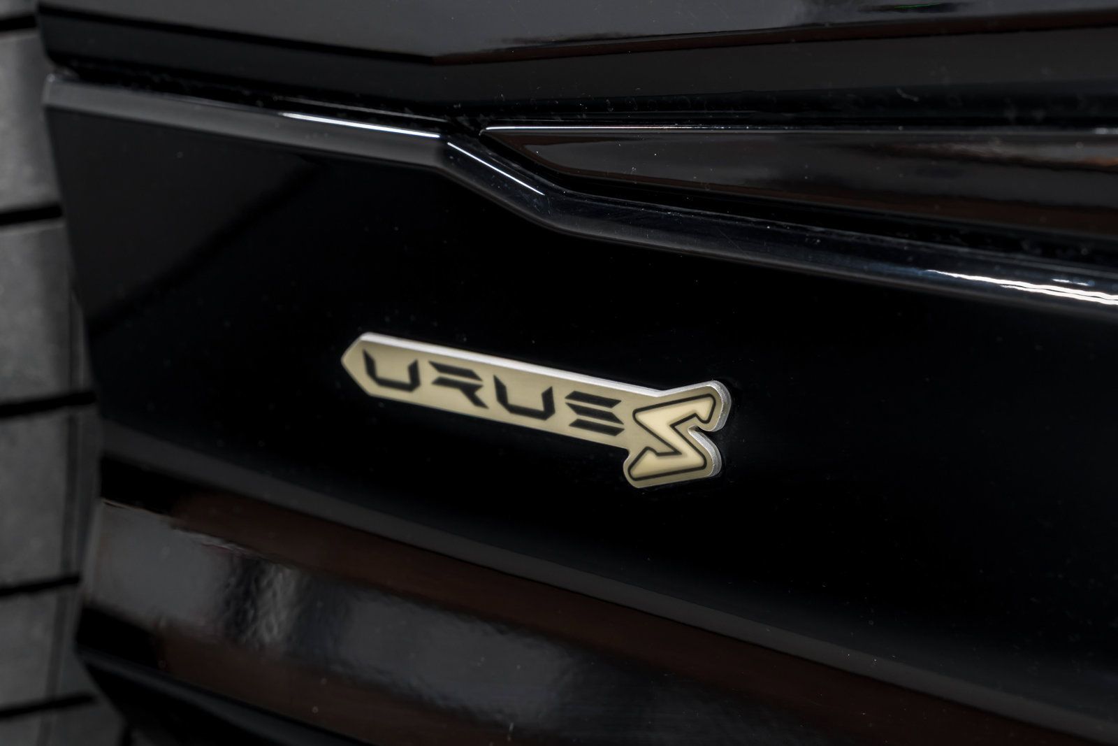 Used 2024 Lamborghini Urus S AWD/4WD image 55