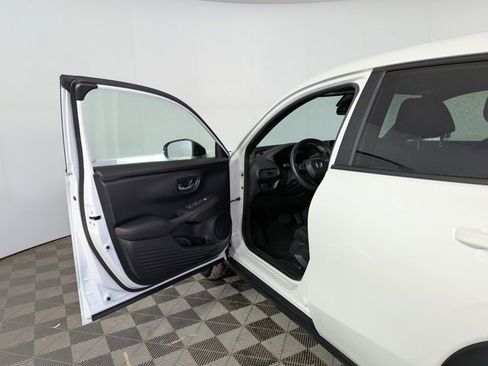 Used 2024 Honda HR-V Sport image 13