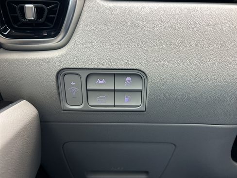 Used 2022 Kia Sorento SX Prestige w/ Panoramic Sunroof Package image 27