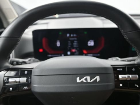 Certified 2026 Kia Sorento EX AWD/4WD image 14