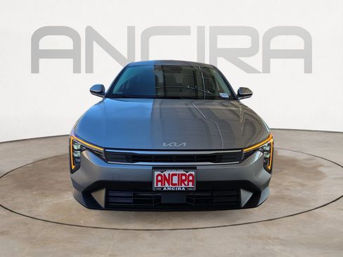 Used 2025 Kia K4 LXS image 3