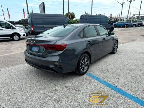 Used 2022 Kia Forte LXS FWD image 10