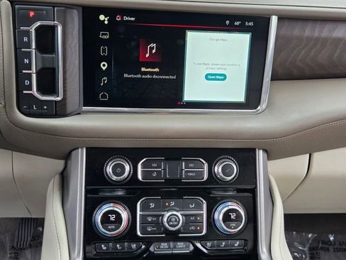 Used 2022 GMC Yukon Denali AWD/4WD image 19