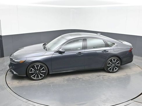 Used 2025 Honda Accord Touring image 35