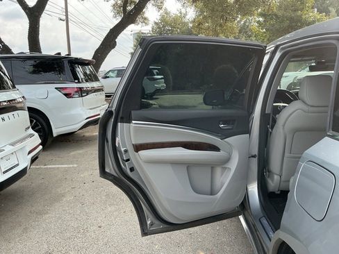 Used 2019 Acura MDX FWD w/ Technology Package image 29