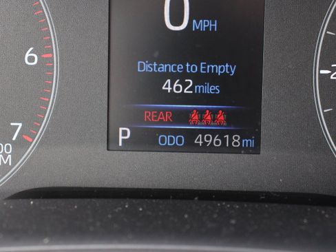 Certified 2025 Toyota Corolla LE image 27