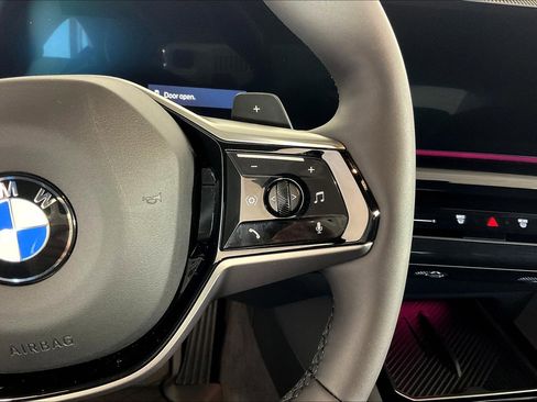 Certified 2026 BMW 530i xDrive w/ Premium Package image 19