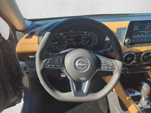 New 2025 Nissan Sentra SV w/ SV Premium Package image 18