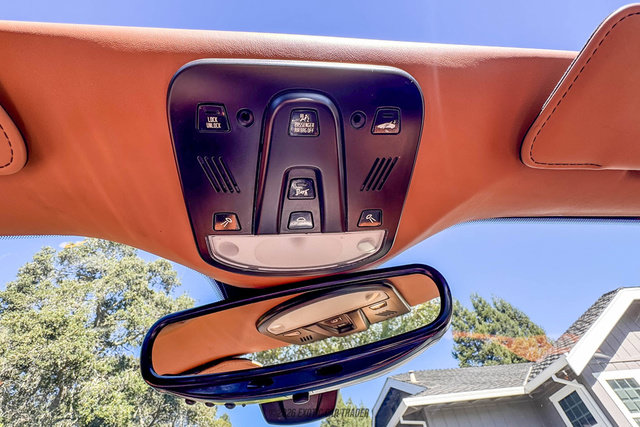 Used 2013 Ferrari California RWD image 48