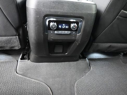 Used 2025 GMC Yukon Denali image 20