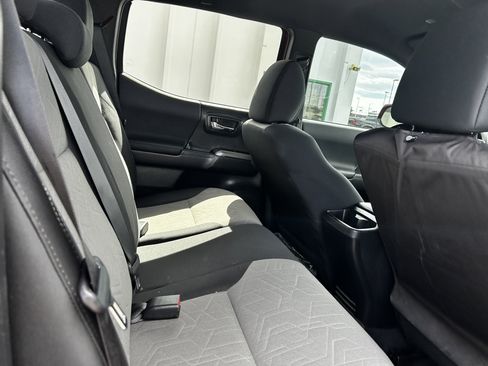 Used 2023 Toyota Tacoma TRD Off-Road w/ Technology Package image 12