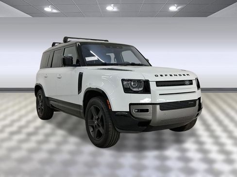 Used 2022 Land Rover Defender 110 X-Dynamic SE image 7