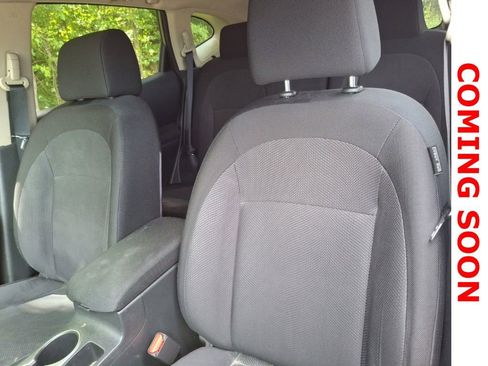 Used 2012 Nissan Rogue S w/ Special Edition Pkg AWD/4WD image 10
