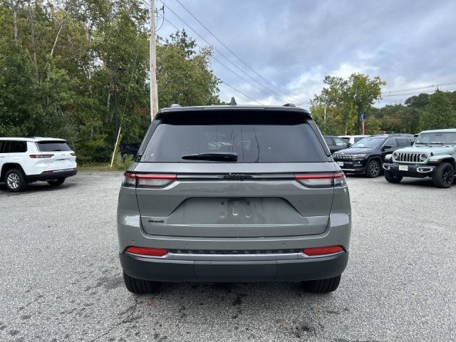 New 2027 Jeep Grand Cherokee Limited AWD/4WD image 3