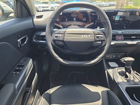 New 2026 Kia K4 EX FWD image 13