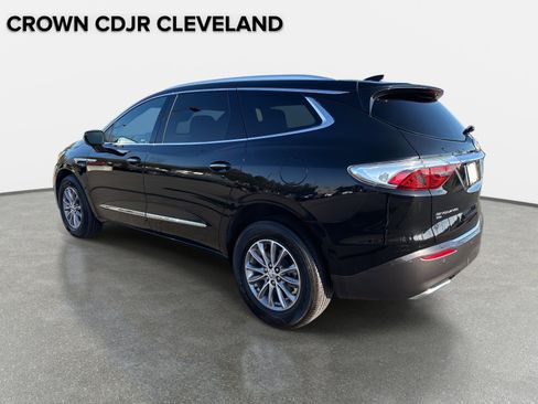 Used 2024 Buick Enclave Premium image 6
