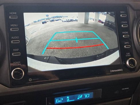 Used 2022 Toyota Tacoma TRD Sport w/ Technology Package image 26