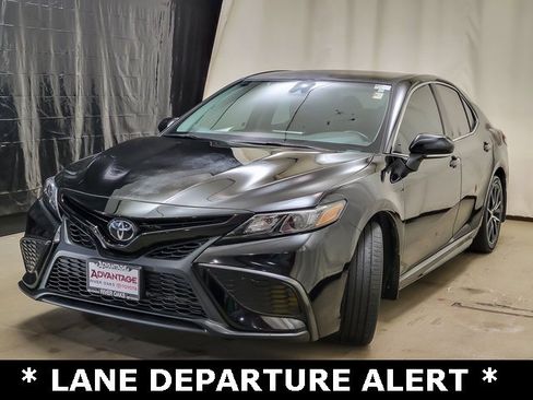 Certified 2023 Toyota Camry SE image 4