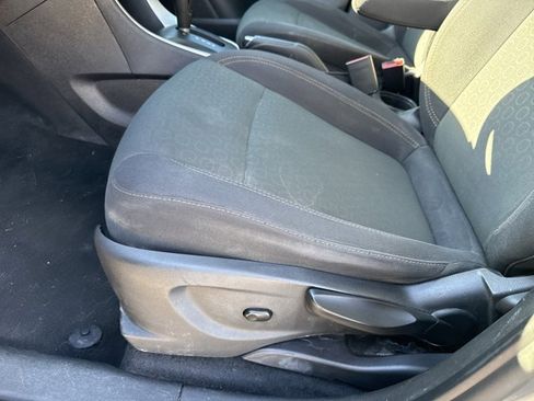 Used 2020 Chevrolet Trax LS image 11