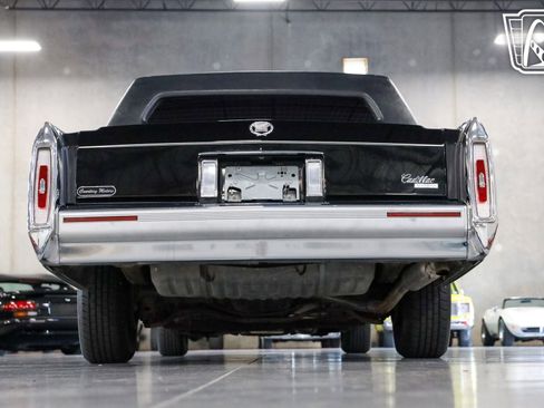 Used 1992 Cadillac Brougham Limousine image 38