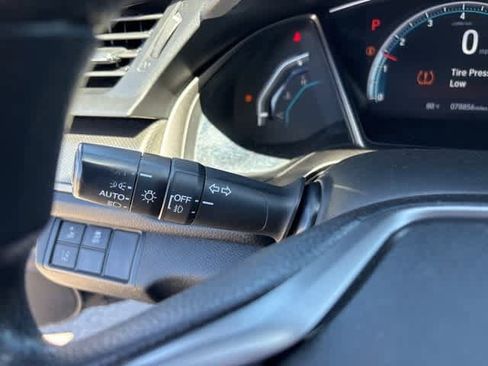 Used 2019 Honda Civic EX image 16