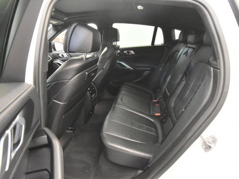Used 2022 BMW X6 xDrive40i w/ Premium Package AWD/4WD image 14