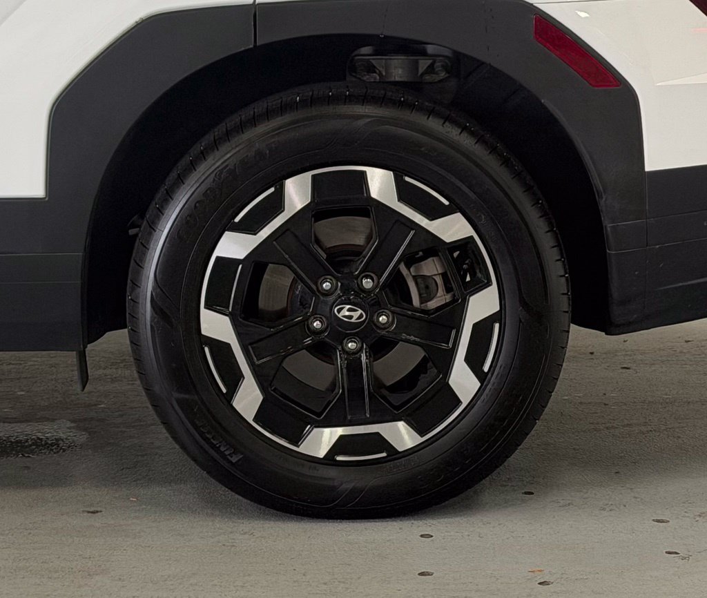 Certified 2024 Hyundai Santa Fe SE FWD image 8