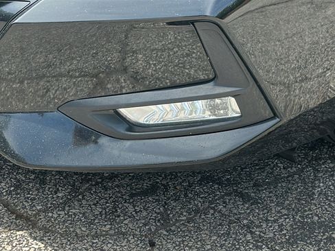 Certified 2022 Nissan Sentra SR w/ Electronics Package FWD image 5