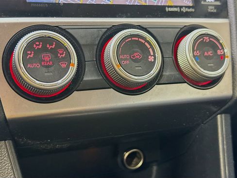 Used 2017 Subaru Crosstrek 2.0i Limited image 15