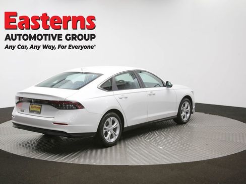 Used 2025 Honda Accord LX image 39